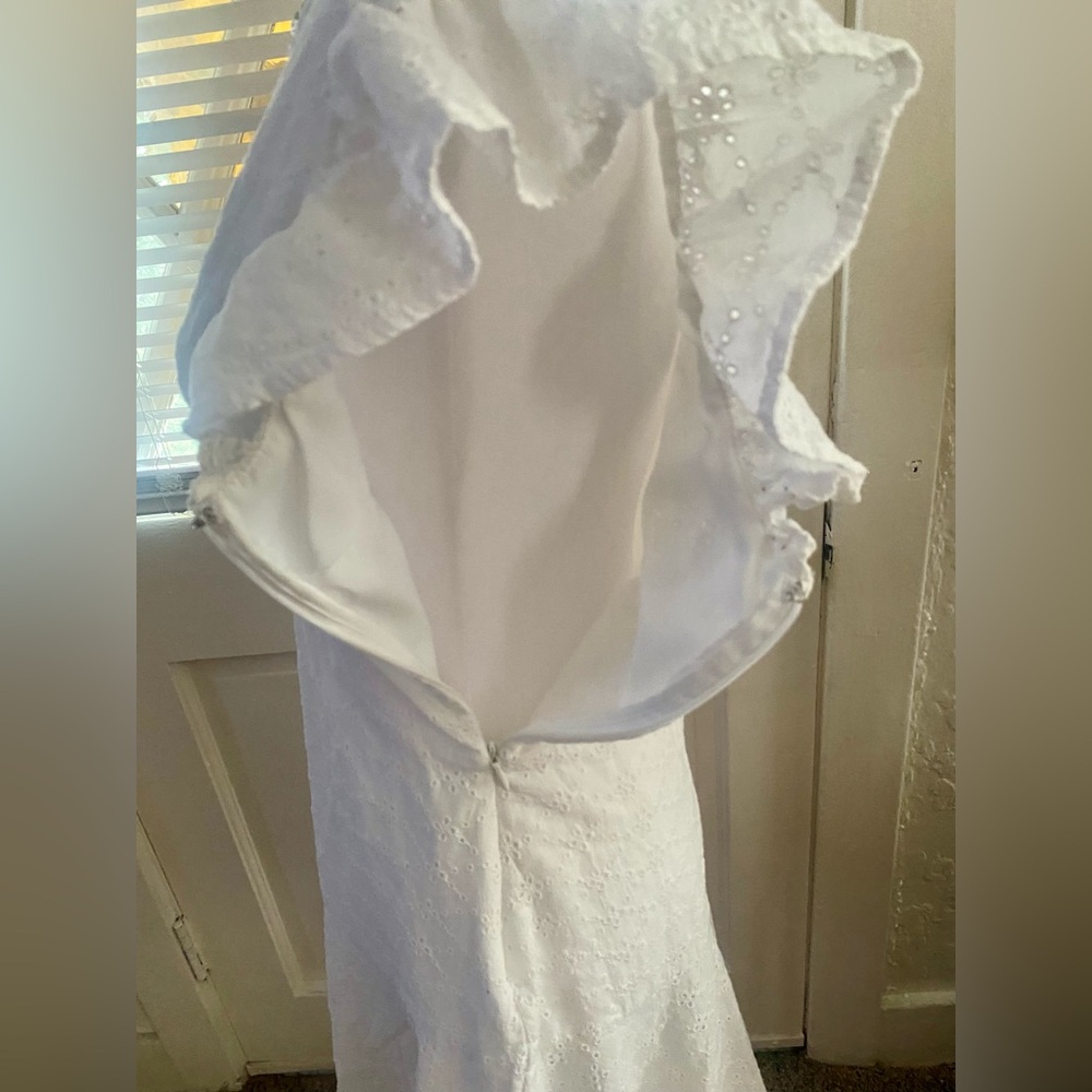 White Ruffle Sleeve Dress 🌺 - Picture 9 of 10